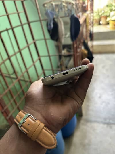 Itel S25