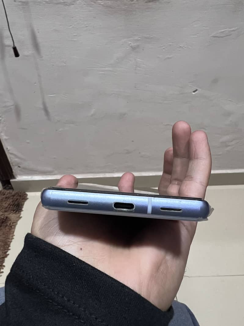 Google Pixel 7a 4