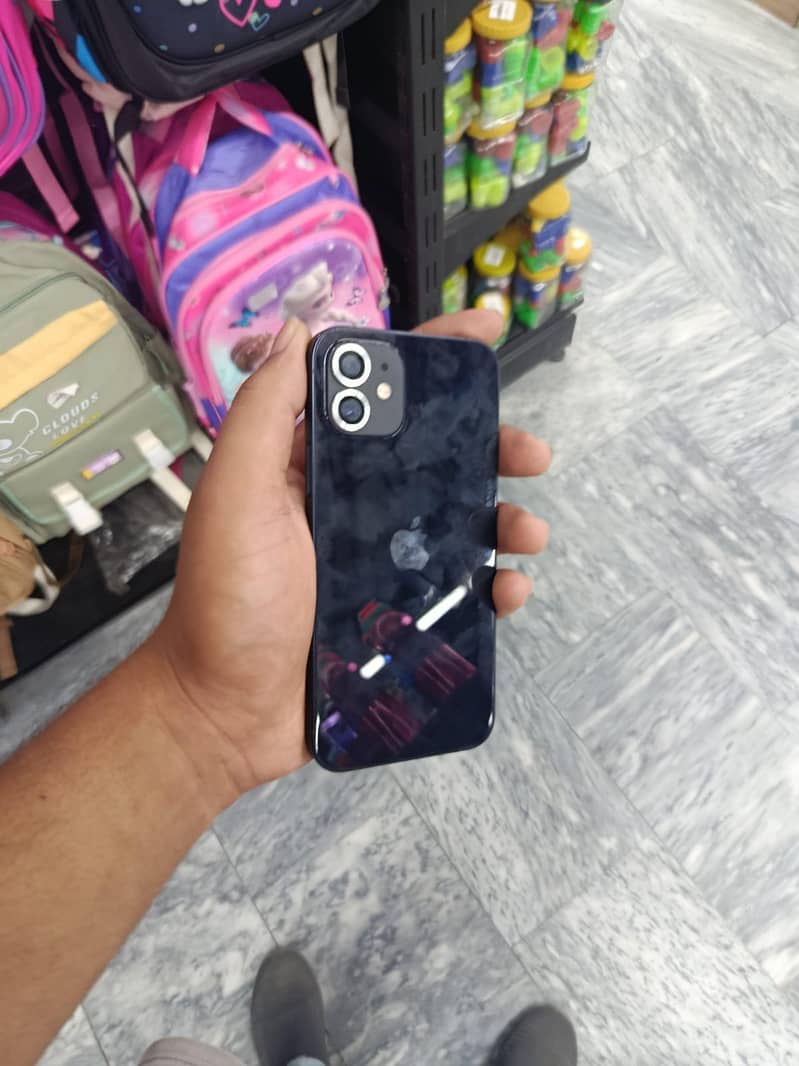 Apple iPhone 12 5