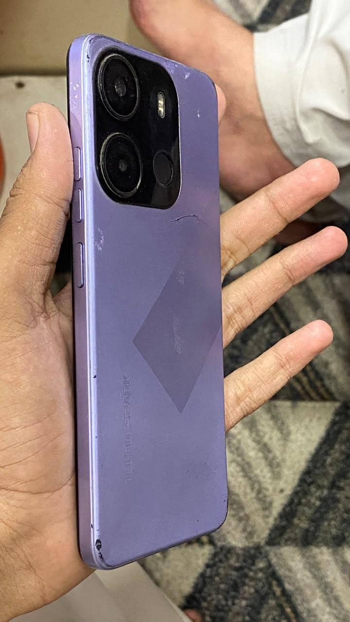 Tecno Spark Go 1