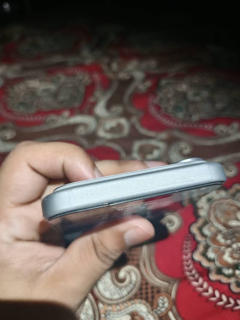 Apple iPhone 17 Pro Max 3