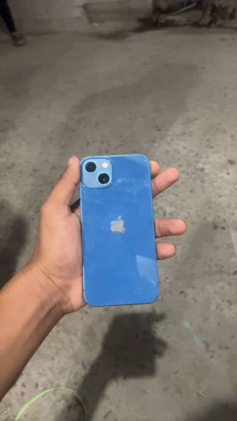 Apple iPhone 13 3