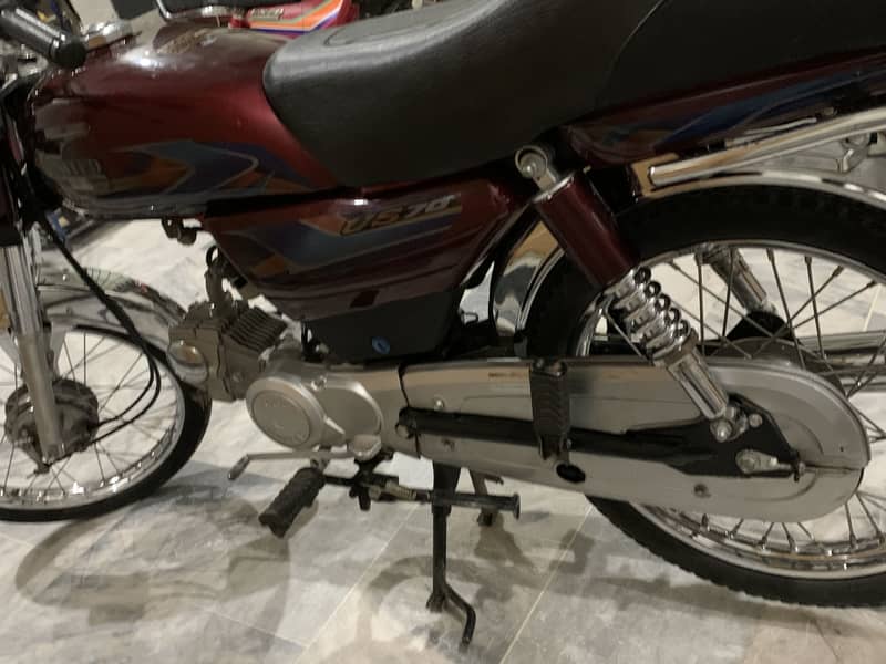 United 70cc 4