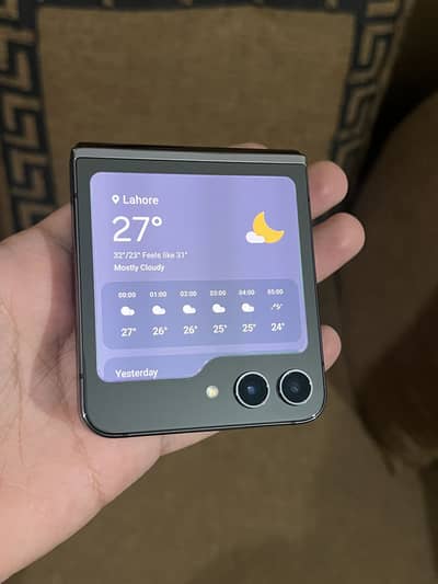 Samsung Mobile Z Flip 5