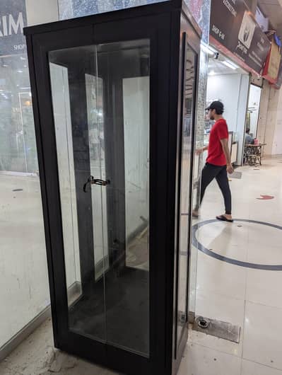 Glass Showcase / Display Cabinet for Sale (12mm Glass Shelves)