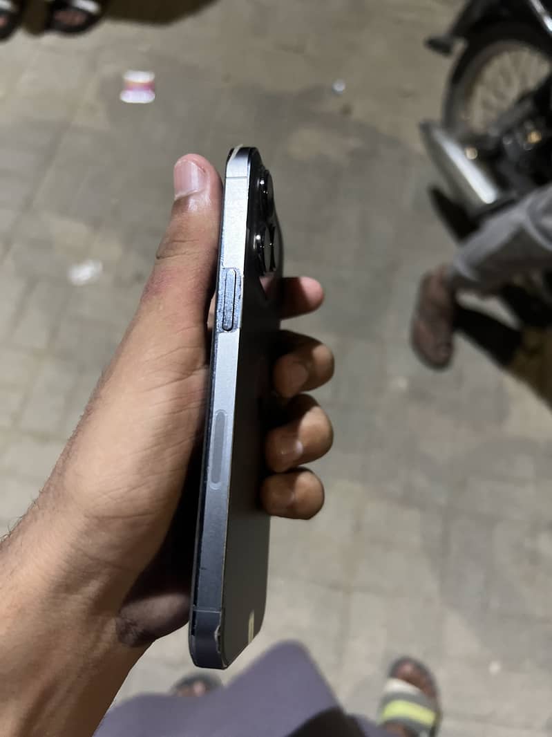 Apple iPhone 13 Pro 5