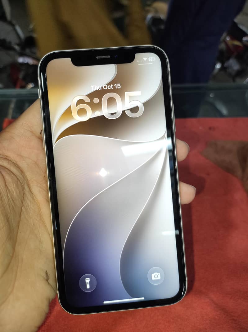 Apple iPhone 11 5