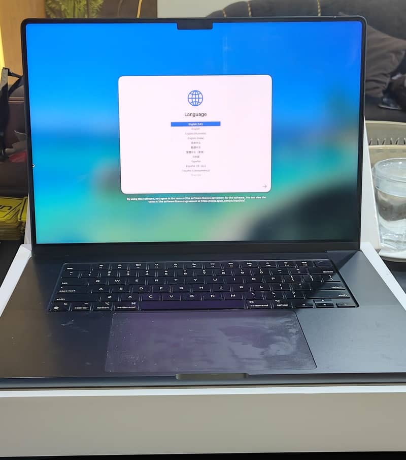 mac book pro m4 4