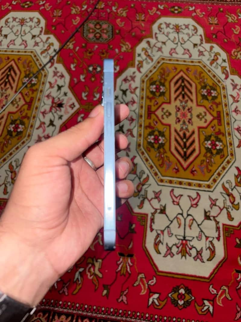 Apple iPhone 14 1
