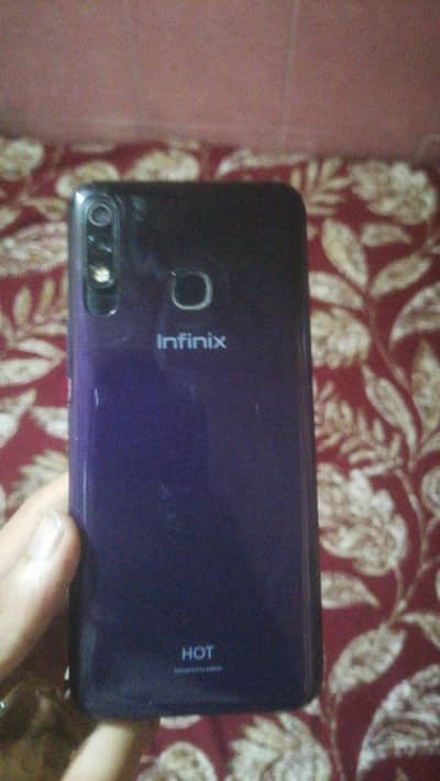 Infinix Hot 8 Lite