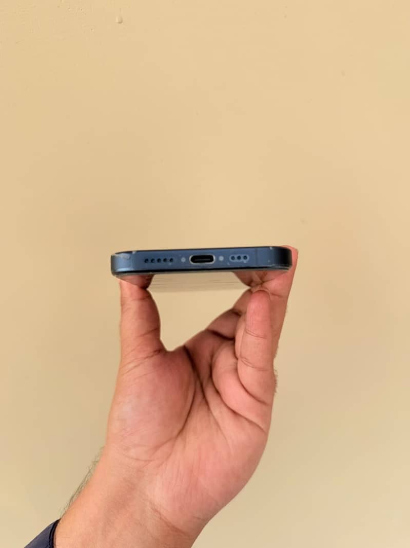 Apple iPhone 15 Pro 5