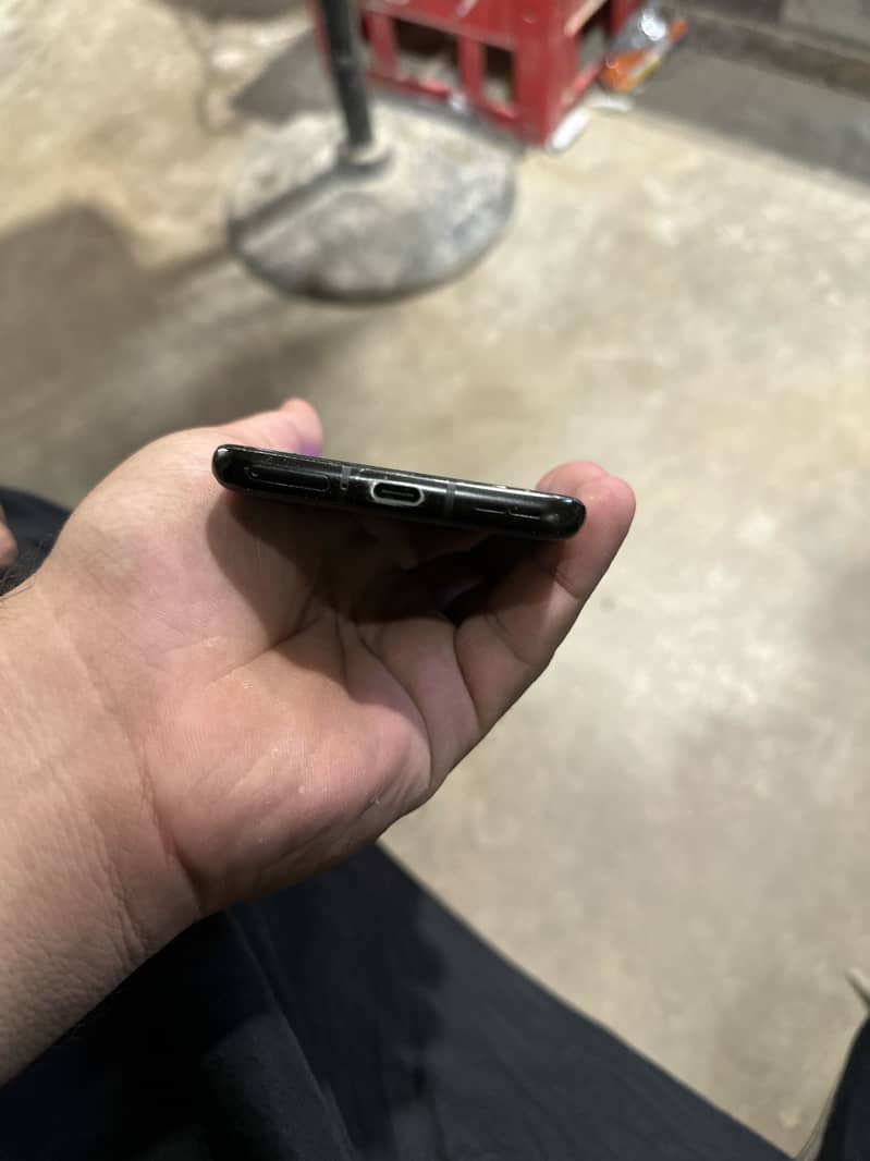 One Plus 9 Pro 4