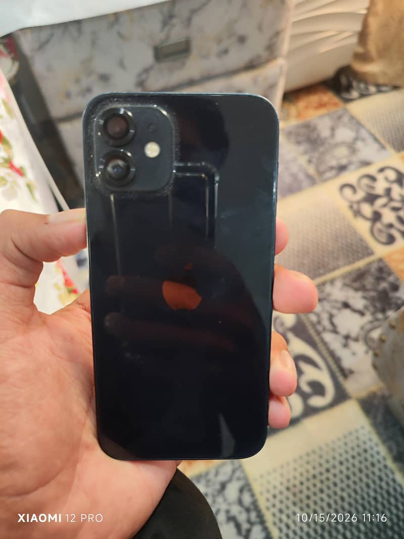 Apple iPhone 12 2