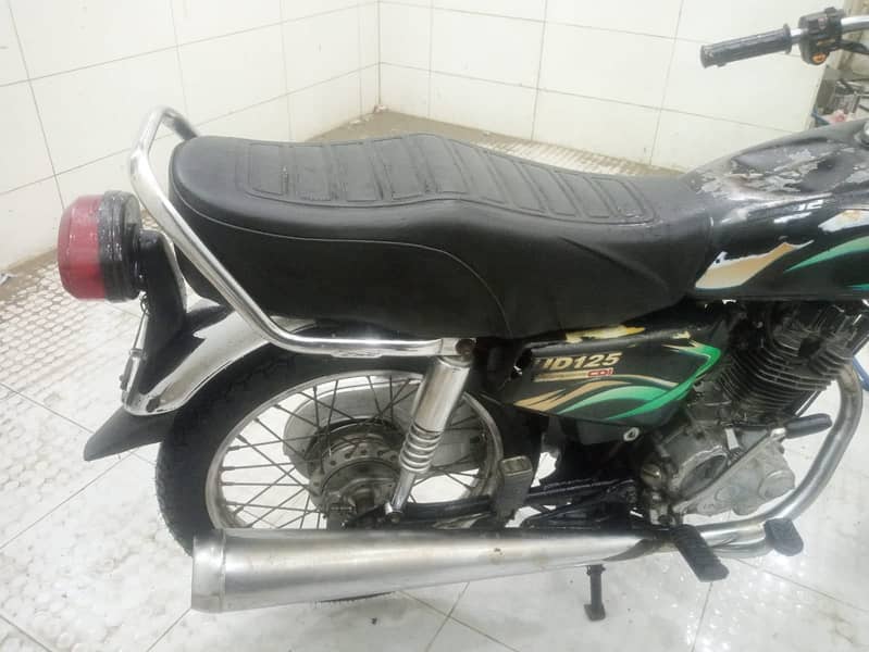 Unique 125 3