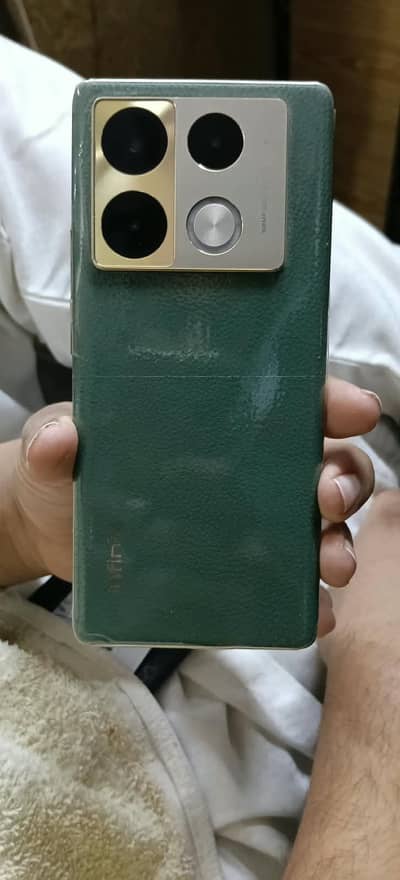 Infinix Note 40 Pro