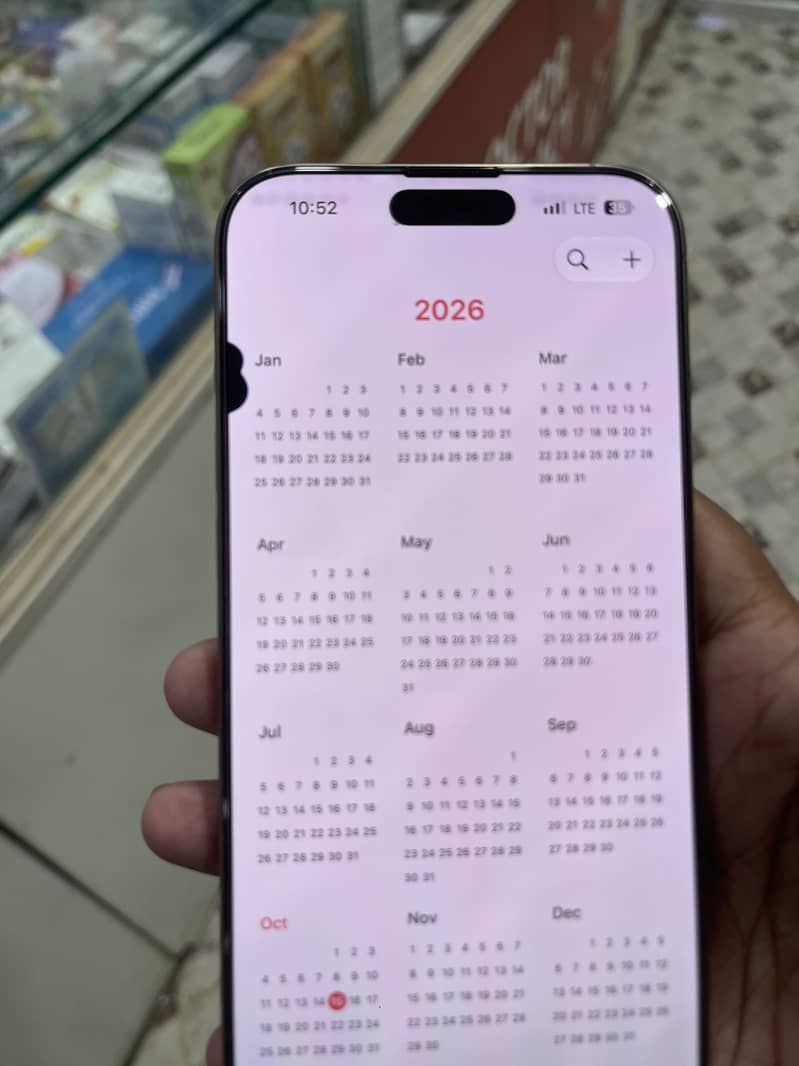 Apple iPhone 16 Pro Max 3