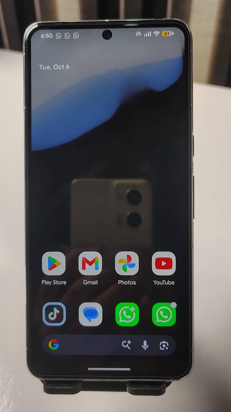 Google pixel 8 pro 2