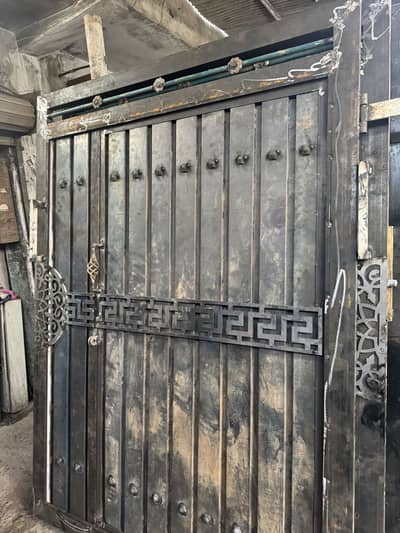 Heavy Iron Main Gate for Sale – 7×10 Feet | 90+ KG