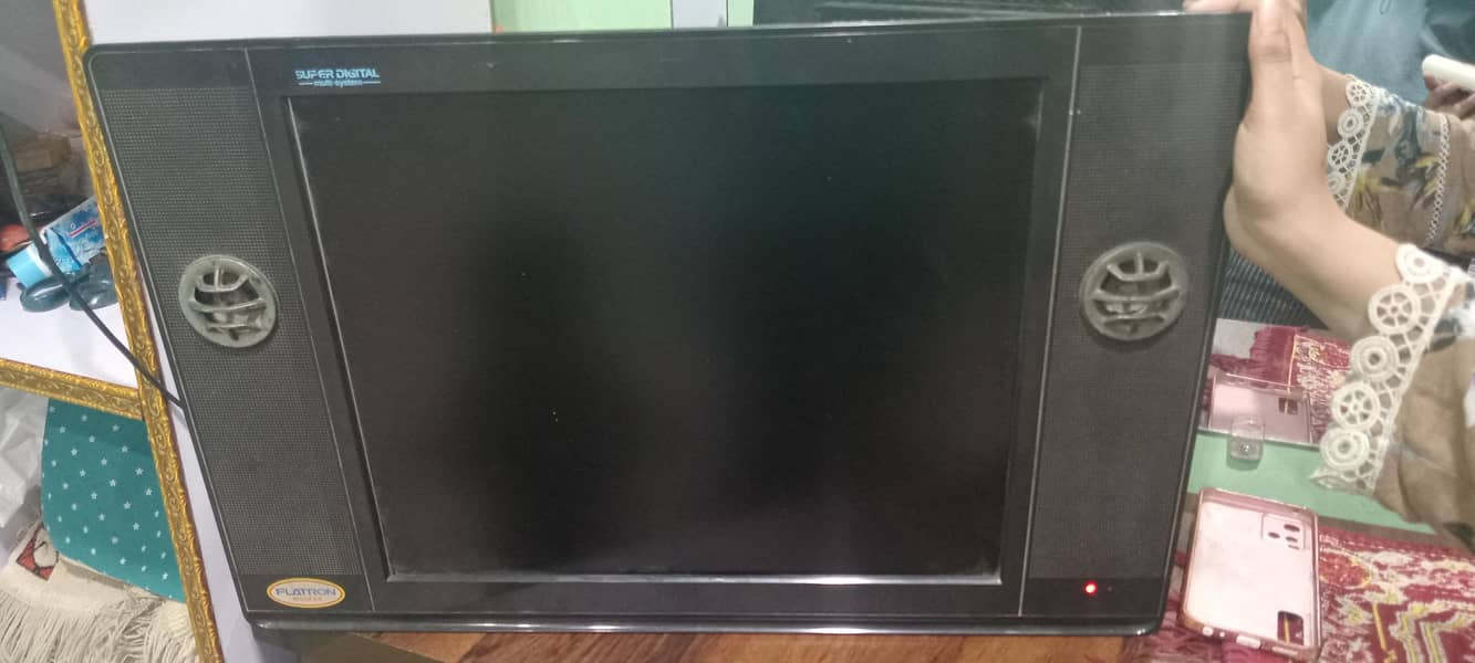 tv lcd 0