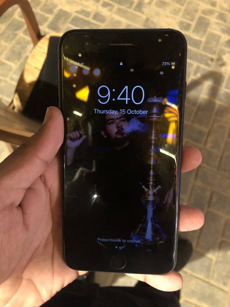 Apple iPhone 7 Plus 1