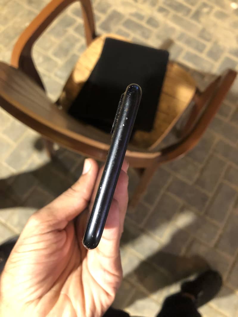 Apple iPhone 7 Plus 6