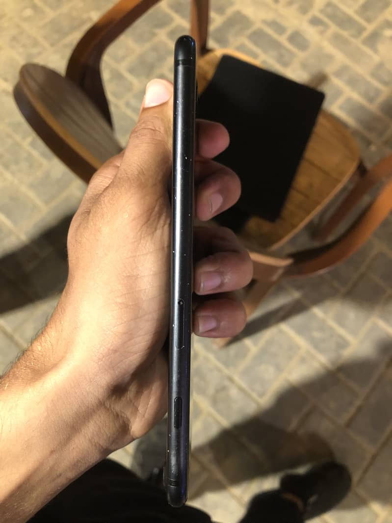 Apple iPhone 7 Plus 8