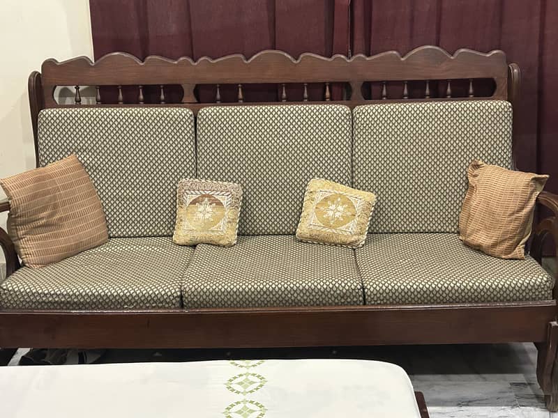 5 seater sofa table 2