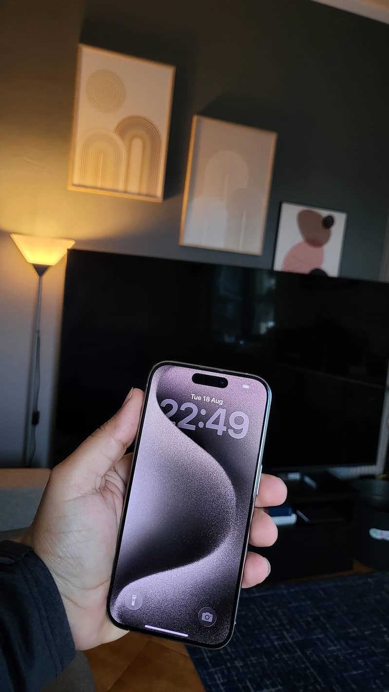 Apple iPhone 15 Pro 1