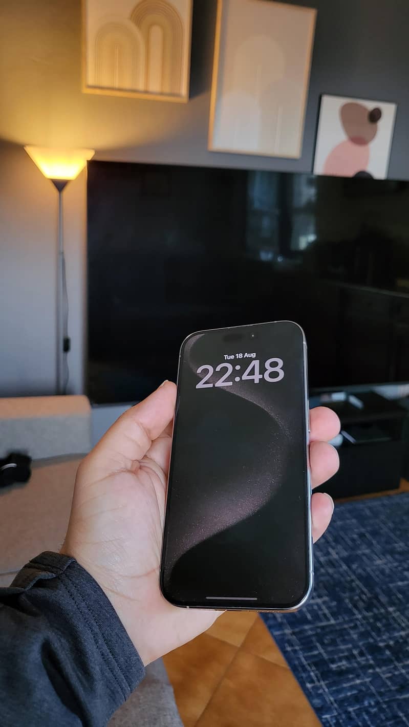 Apple iPhone 15 Pro 9