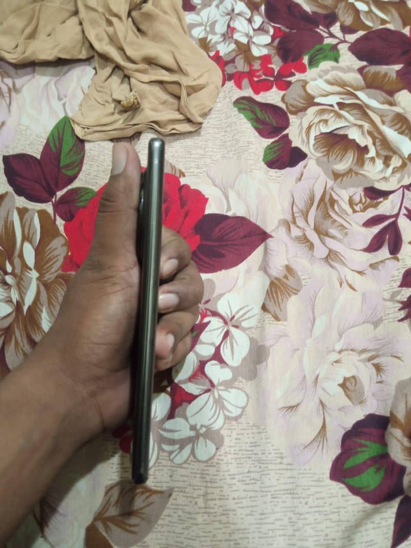 Infinix Zero 40 4