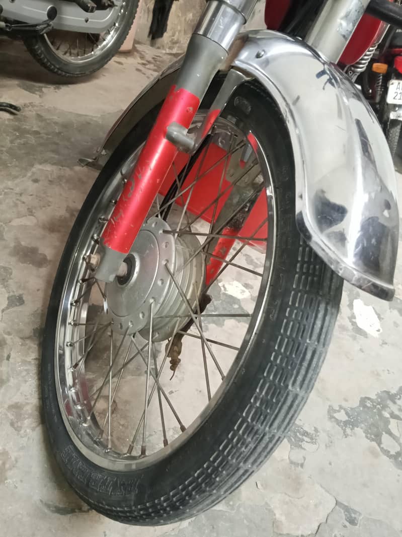 Hero CD 70 5
