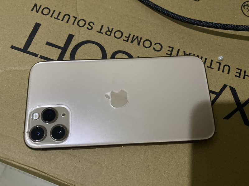 Apple iPhone 11 Pro 1