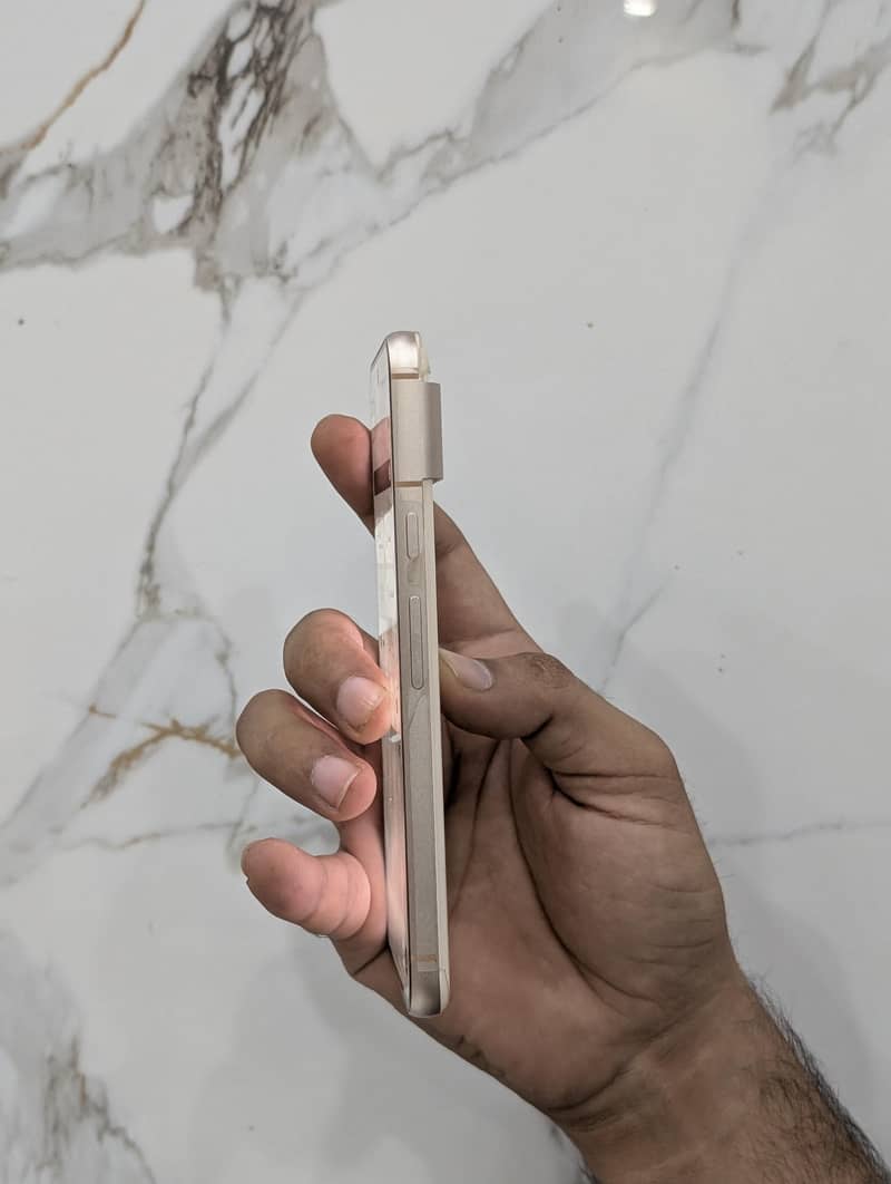 Google Pixel 8 2