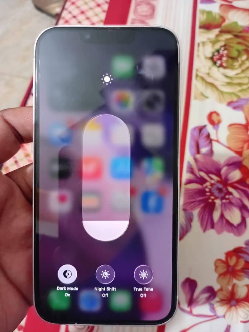Apple iPhone 14 2