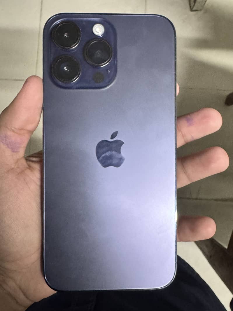 Apple iPhone 14 Pro Max 0