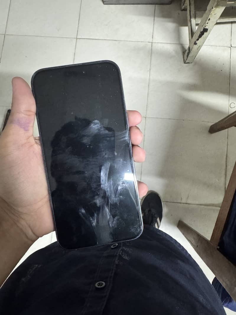 Apple iPhone 14 Pro Max 4