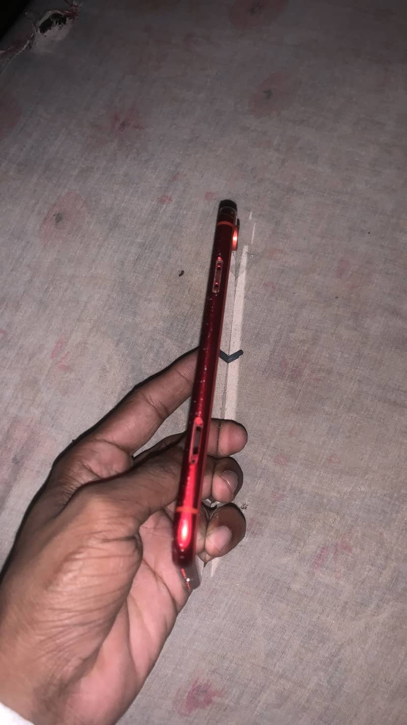 Apple iPhone X 3