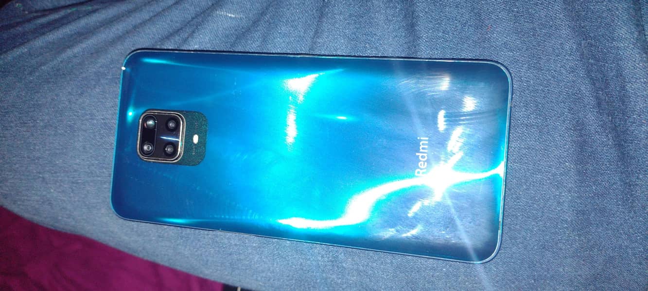 Xiaomi Redmi Note 9S 0