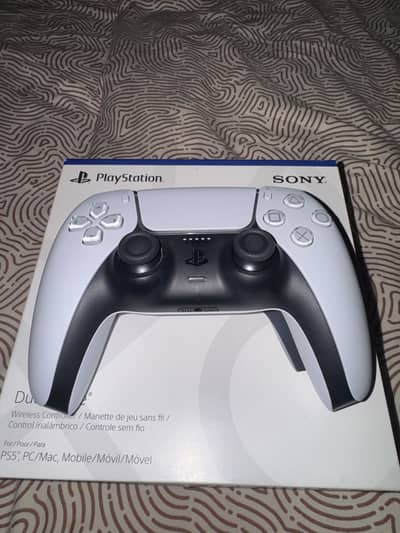 PS5 CONTROLLER FOR SALE like brand NEW