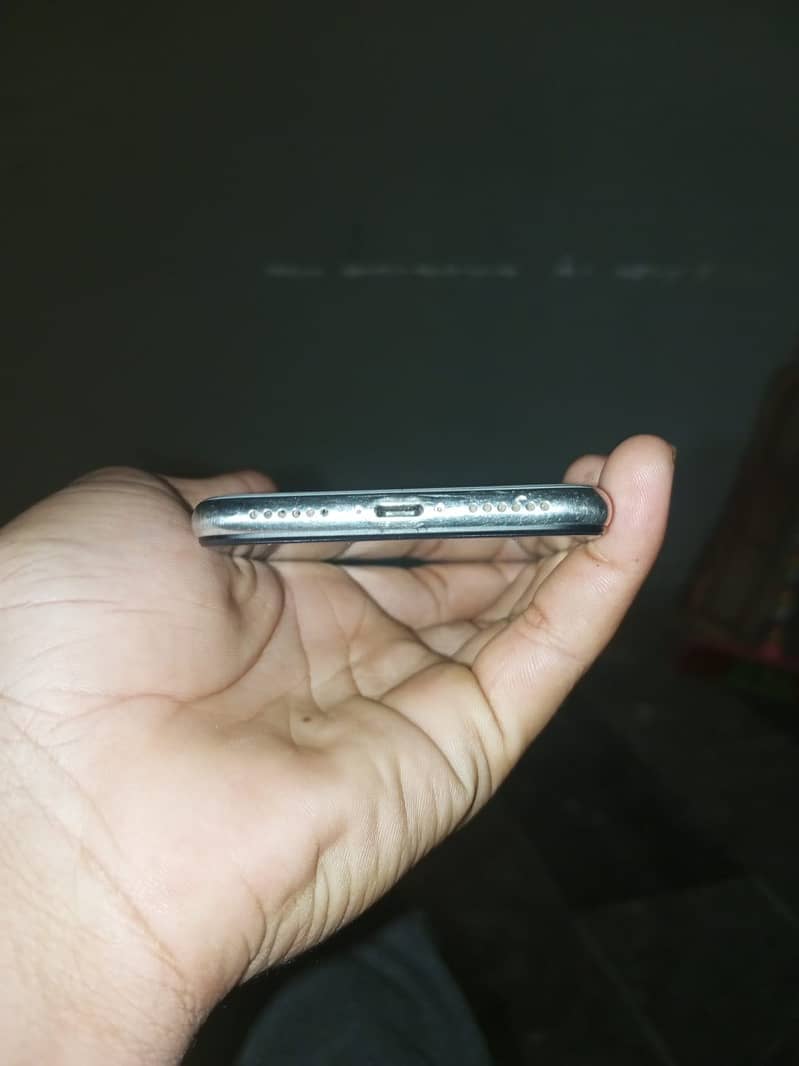 Apple iPhone X 2