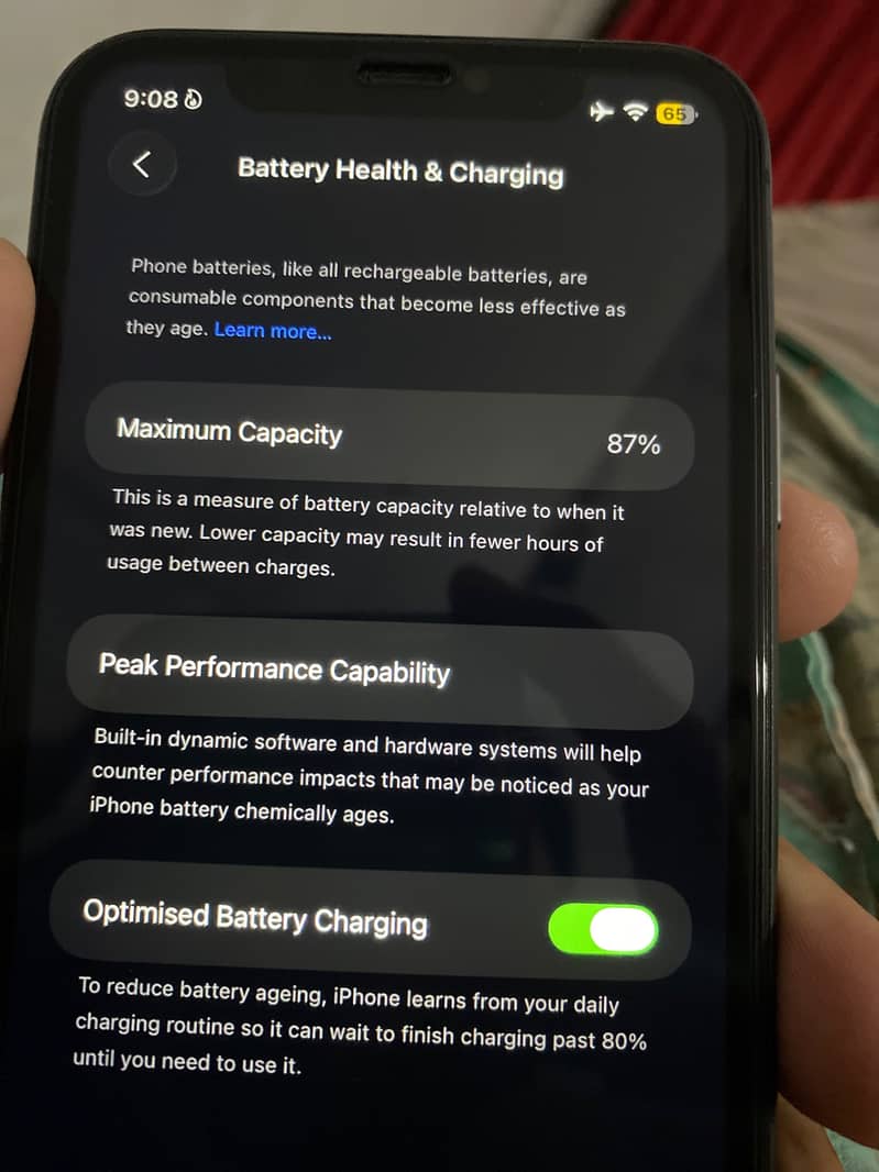 Apple iPhone 11 4