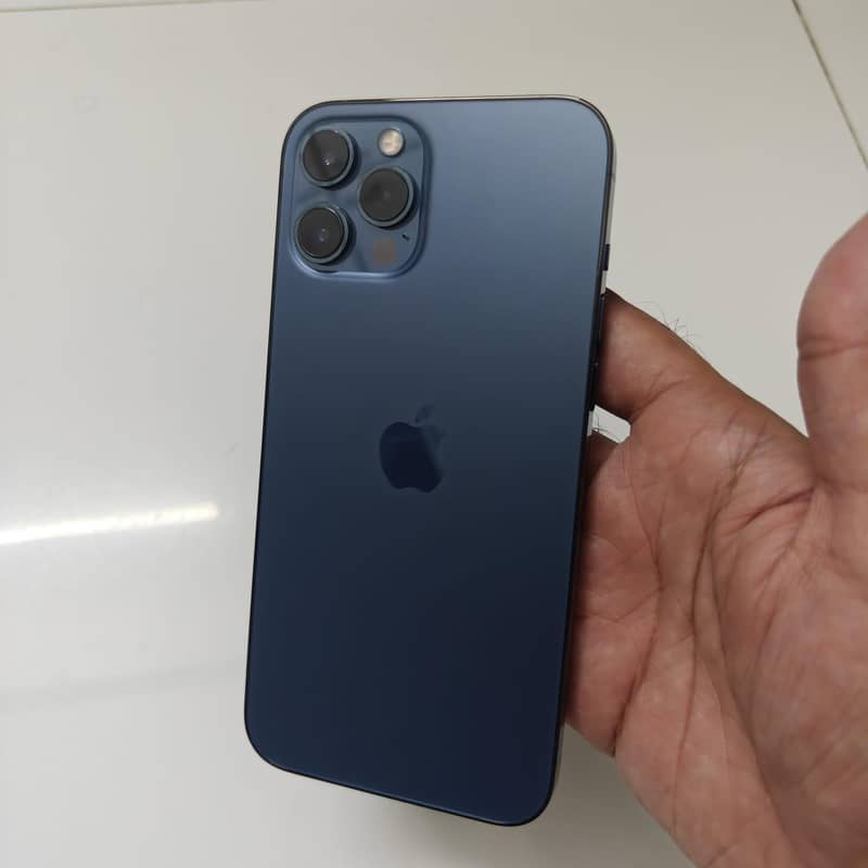 Apple iPhone 12 Pro Max 4