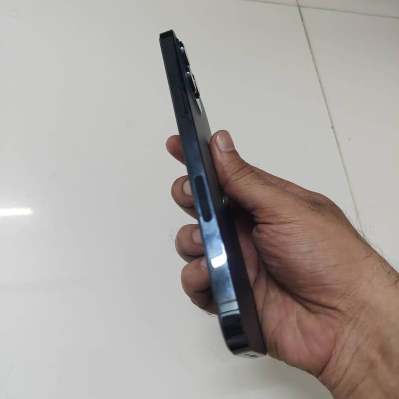 Apple iPhone 12 Pro Max 6