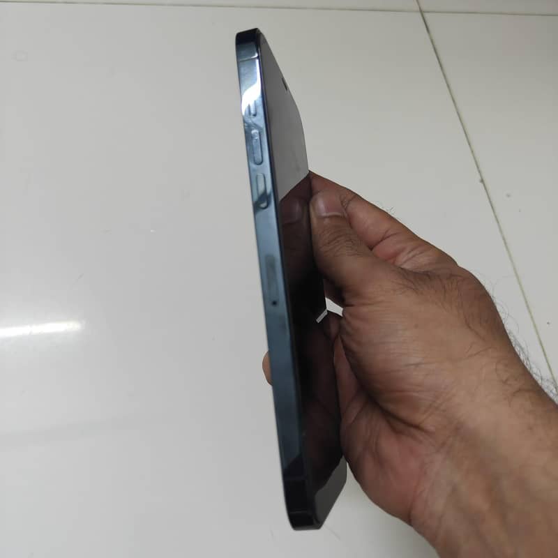 Apple iPhone 12 Pro Max 7