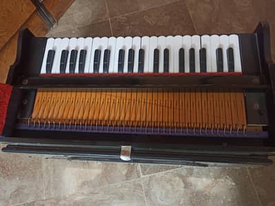 ​Harmonium for Sale - Perfect Sound & Good Condition