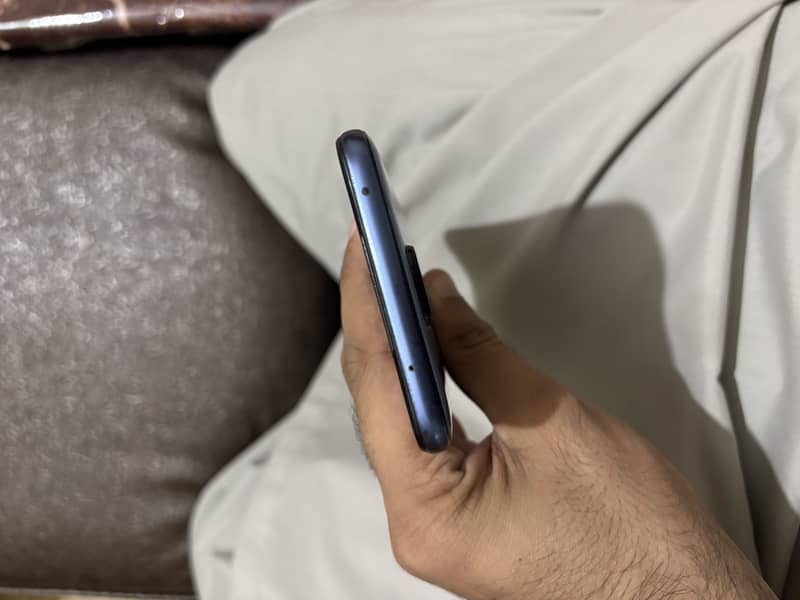 Xiaomi Redmi Note 9 Pro 4