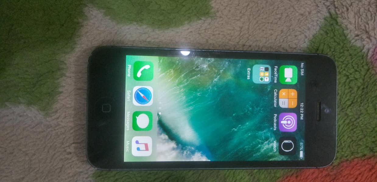 Apple iPhone 5 8
