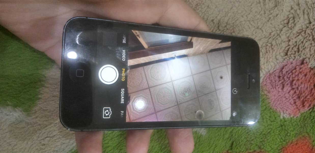Apple iPhone 5 9