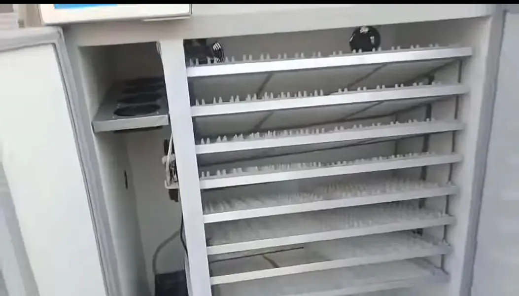 New Incubator 1408 Eggs Capacity Along with Hatcher 400 Eggs — photo 3