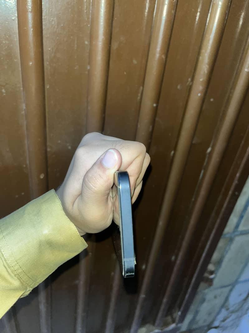 Apple iPhone 12 5